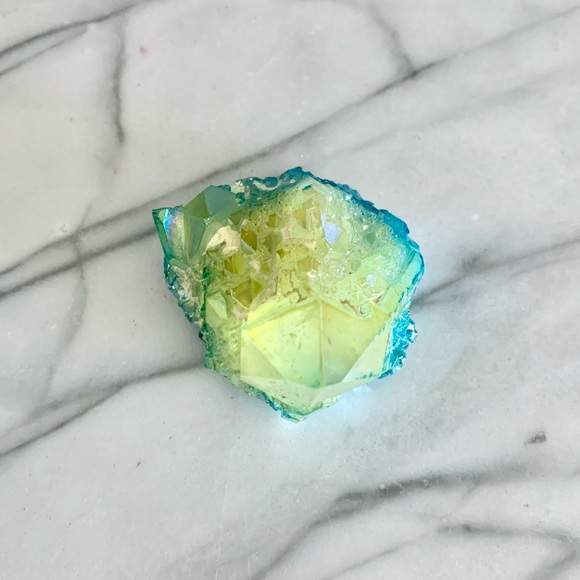 Yellow/Aqua Aura Quartz Crystal - Picture 2 of 10